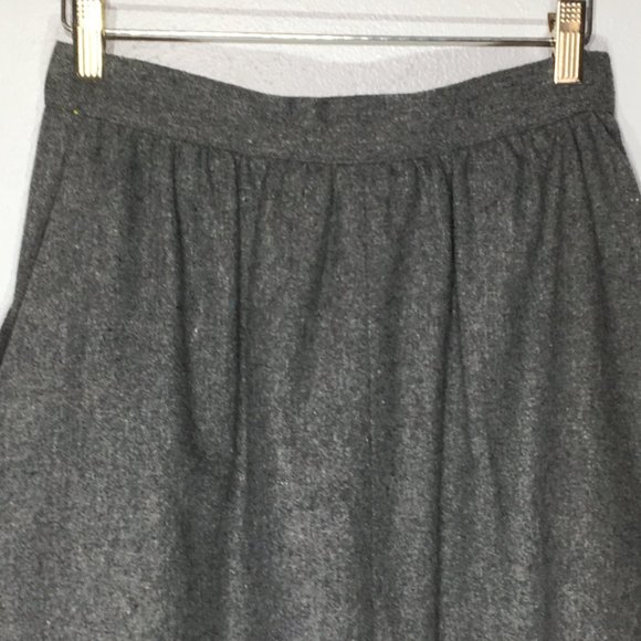 Vintage 70's Grey Minimalist Skirt, Retro Causal Work Skirt, Boho Hippie Office - Picture 8 of 10